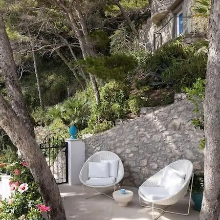 Exceptionnel Pieds Dans L'eau * Capri