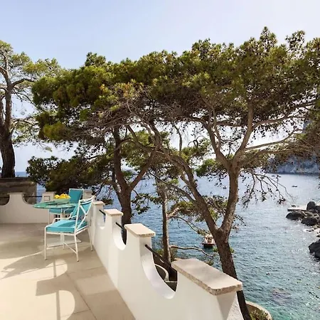 Exceptionnel Pieds Dans L'eau Villa